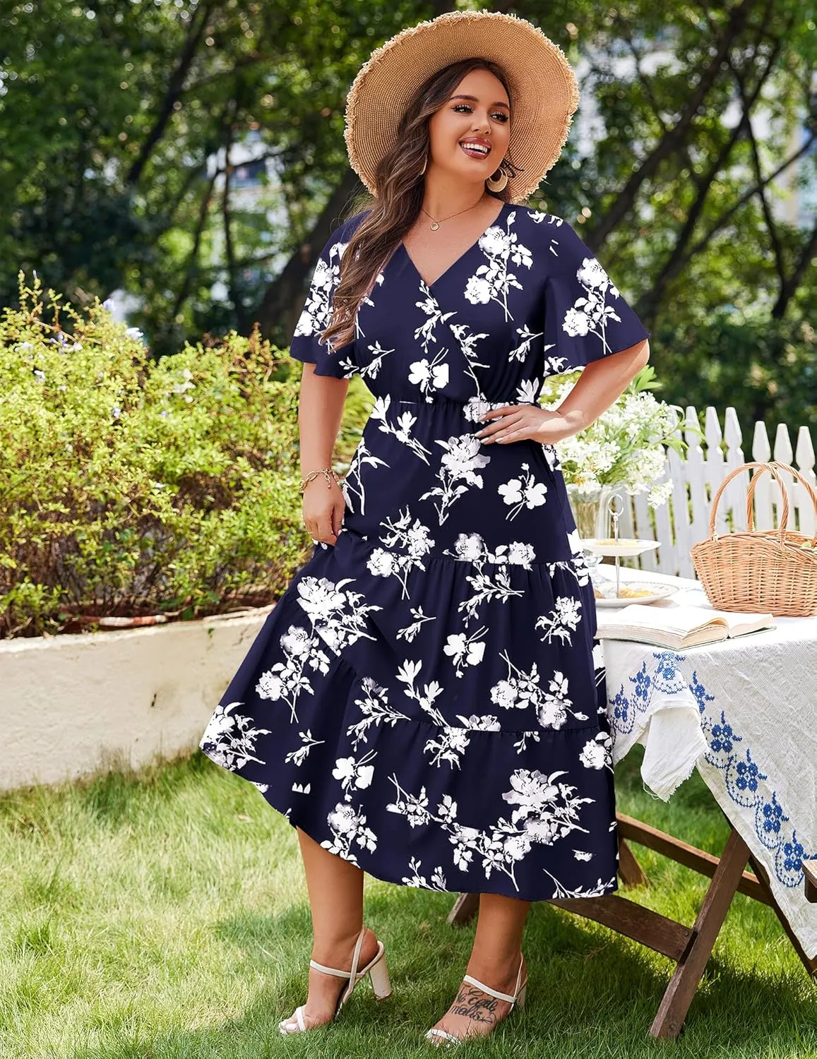 IN'VOLAND Plus Size Short Sleeve Dress for Women Summer Casual V Neck Floral Maxi Dresses with Pockets