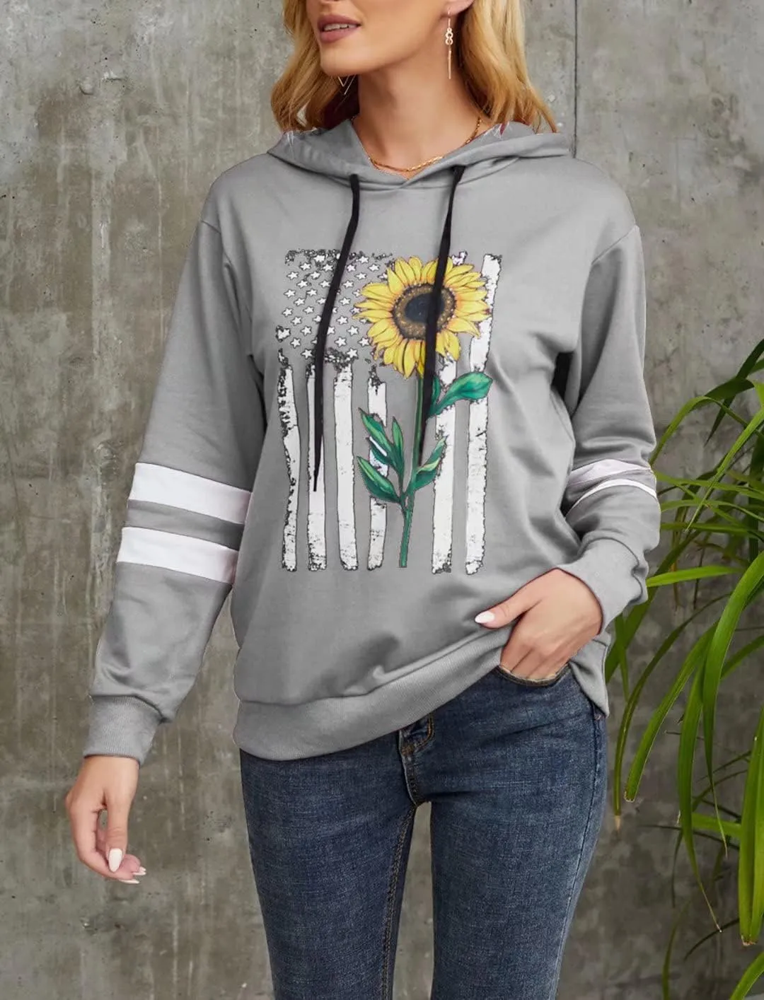 TICTICMIMI Women Sunflower Print Sweatshirts Color Block Long Sleeve Hoodies Lightweight Drawstring Pullover Tops